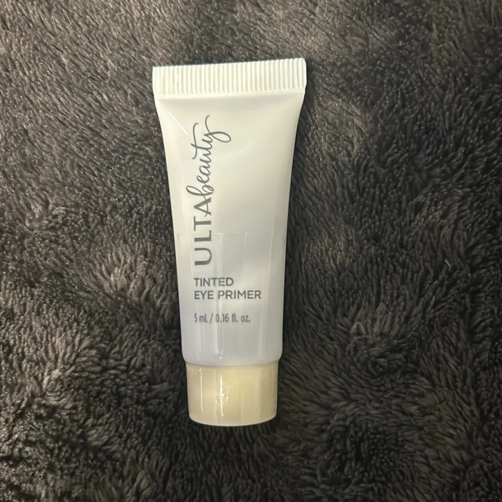 Ulta Beauty Goody Bag - Nine Pieces - Picture 7 of 9